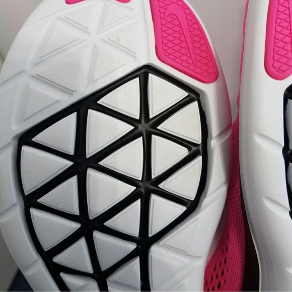 Nike running shoes - Picture 6 of 8